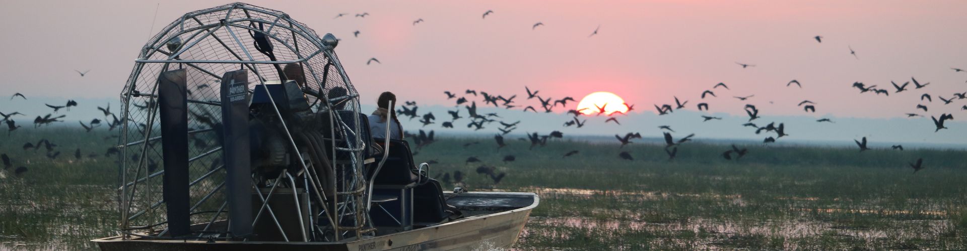 A river tour with Bamurru Plains