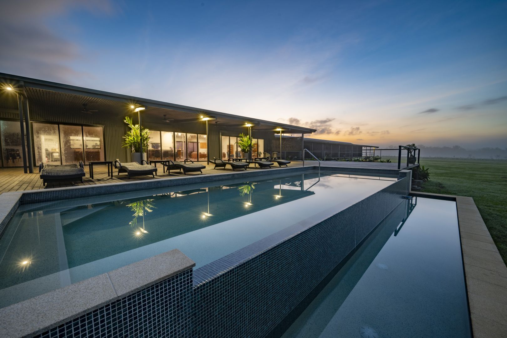Finnis River Lodge