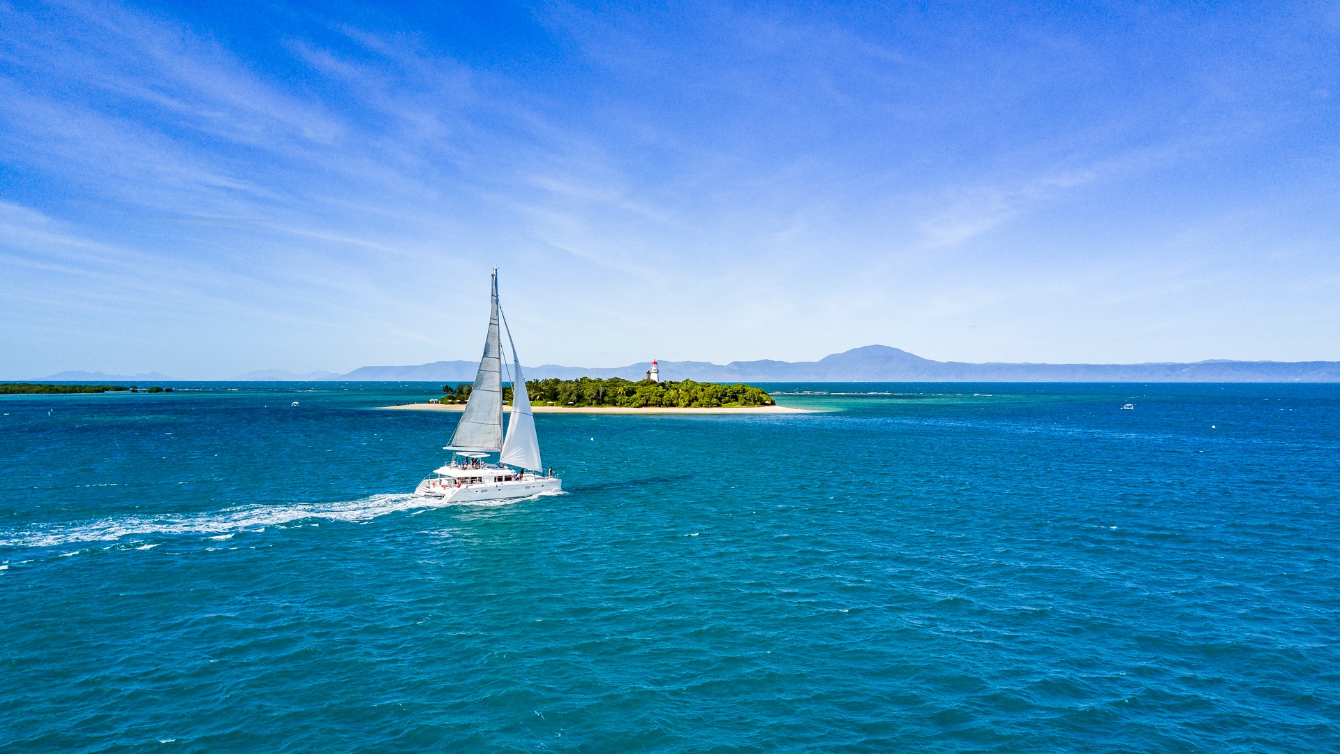 Sailaway offers premium sailing and snorkelling experiences