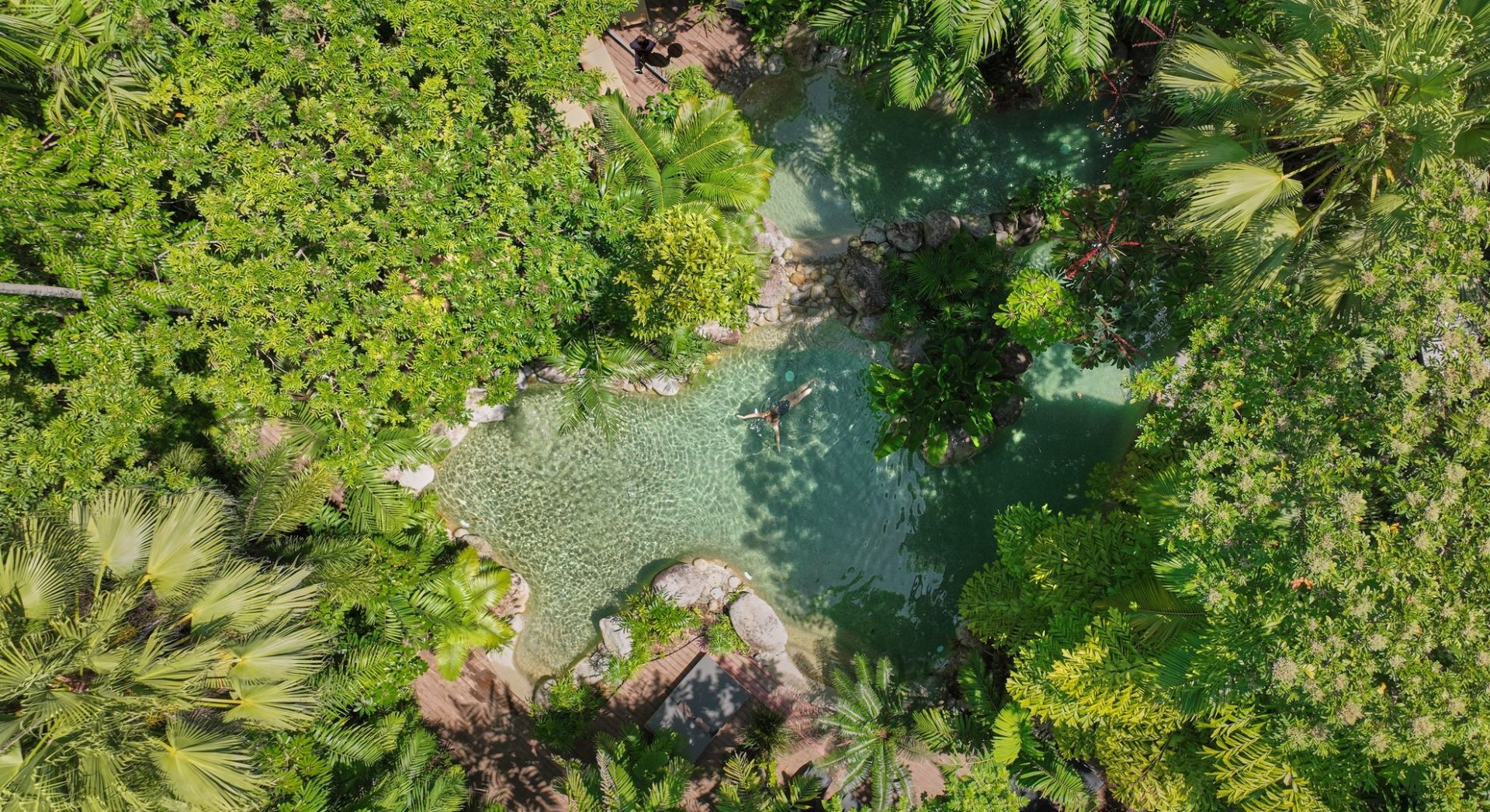 Silky Oaks Lodge Swimming Pool