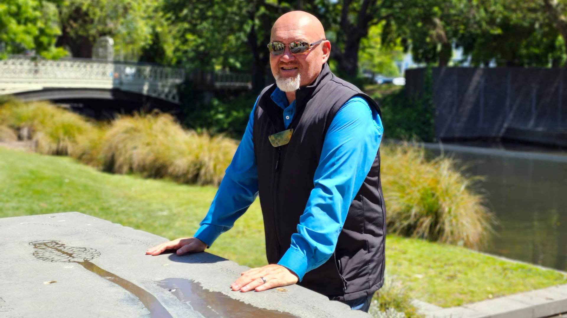 Each experience explores the less known laneways, gardens and hidden squares, sharing historic buildings, landmarks and delicious establishments