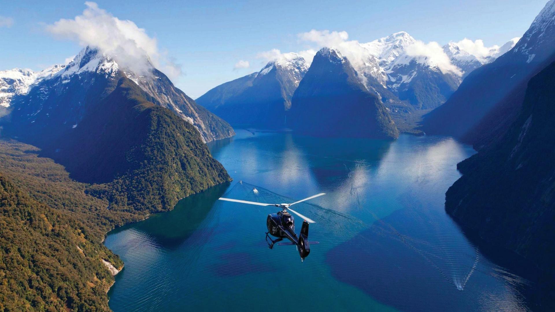 Helicopter excursions incorporate Queenstown, Milford Sound and the Fiords of Southern New Zealand with Over the Top Helicopters