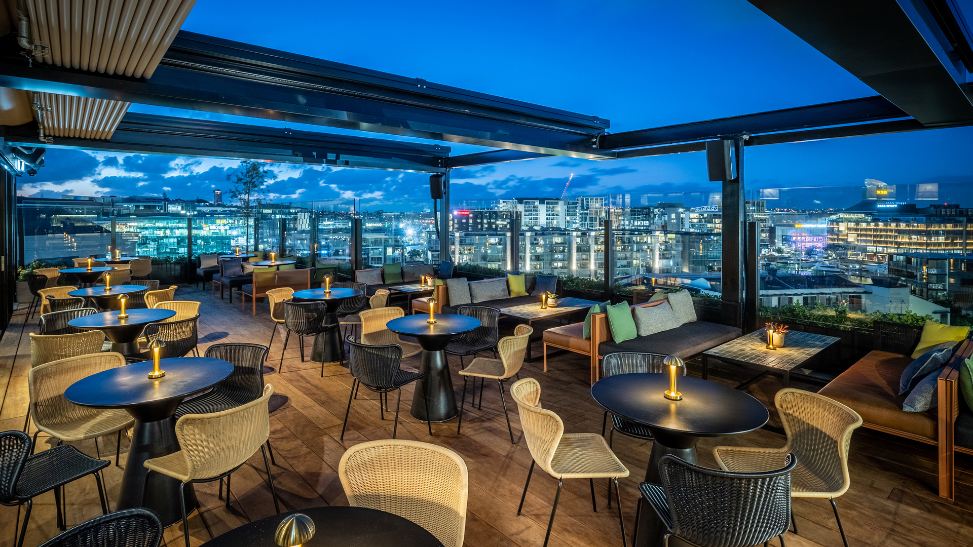The roof top bar at QT Auckland