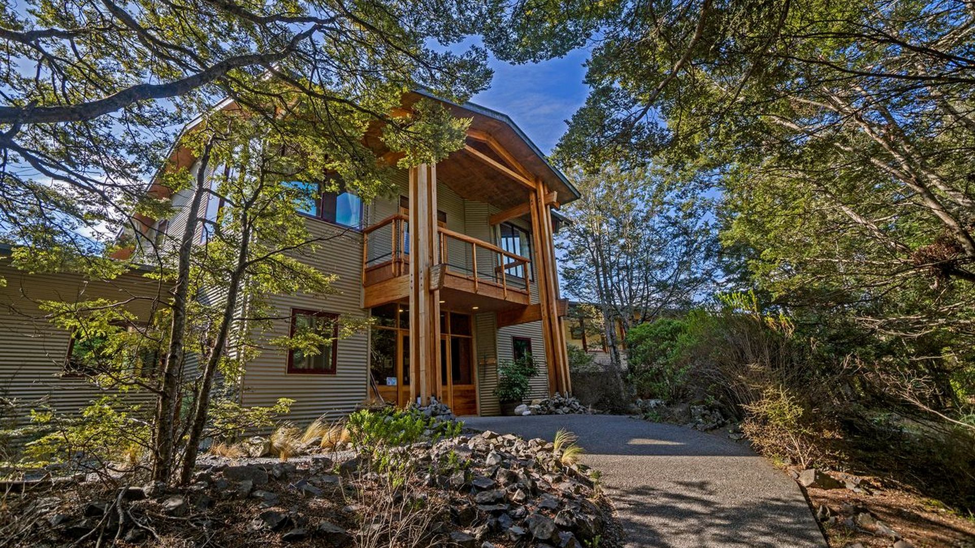 Wilderness Lodge Arthur's Pass is an award-winning Lodge, architecturally designed to celebrate a remarkable mountain landscape.